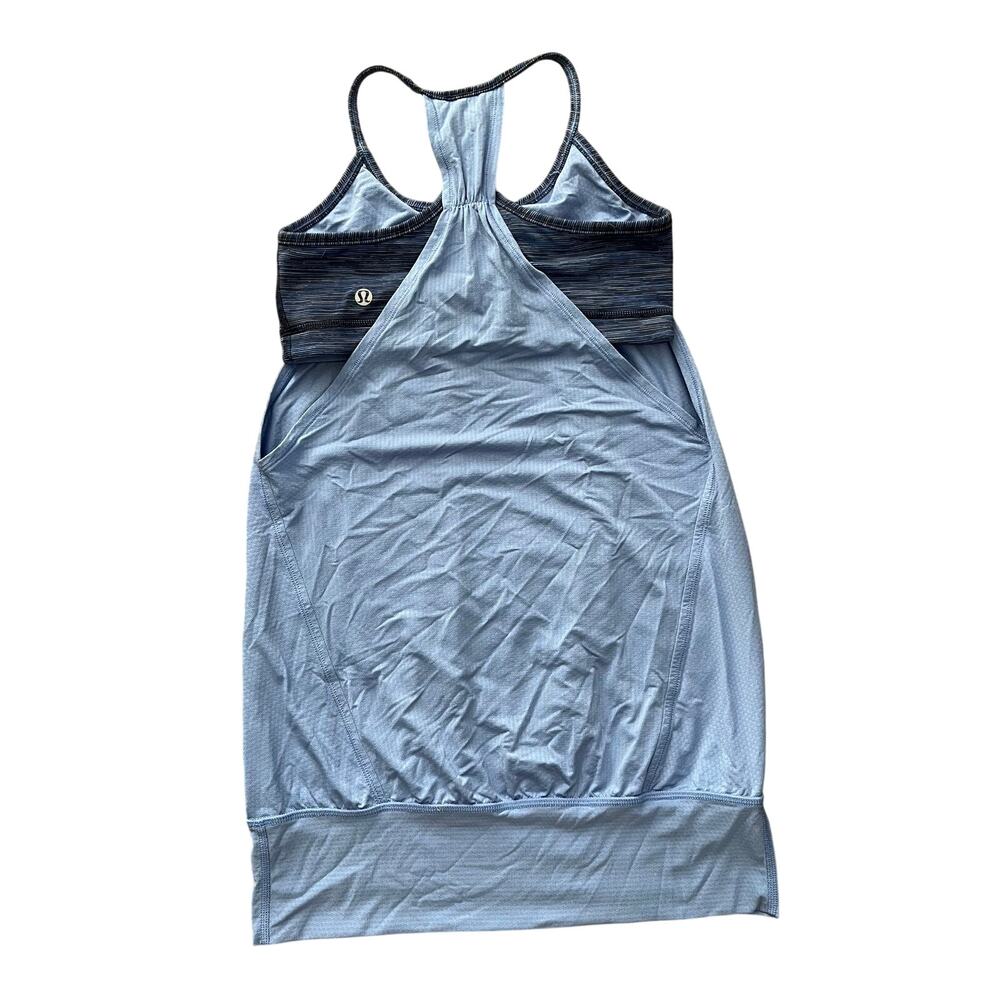 Lululemon No Limits Tank Lullaby Blue Size 4 Built In Bra Racerback Yoga EUC